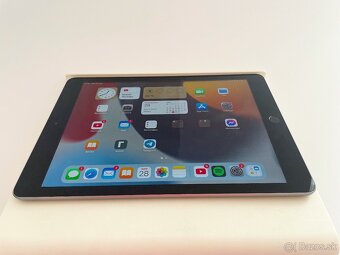 Tablet Apple iPad (6th Gen) - 2