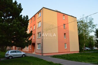 NA PREDAJ: 3izbový byt čiastočná rekonštrukcia 55m2 - Galant - 2