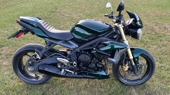 Triumph Street Triple 675 - 2