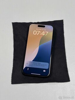 iPhone 15 Pro 128GB - 2