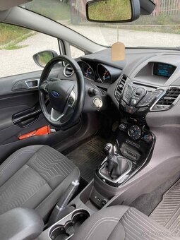 Ford Fiesta - 2
