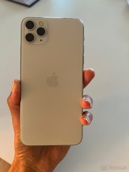 iPhone 11 Pro Max 64GB - 2
