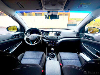 HYUNDAI Tucson 1.6 GDi Shadow + Navi - 2