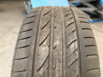 Pneu 225/40 r18 Sailun DOT 4921 - 2