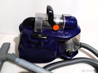 Vysavac Electrolux bezvreckovy - 2