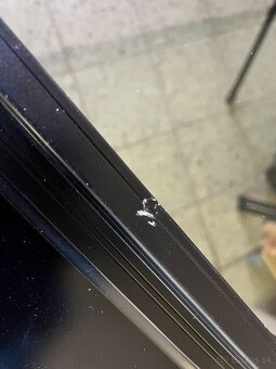 boční sklo iveco daily 2014 levé posuvné sklo vada - 2