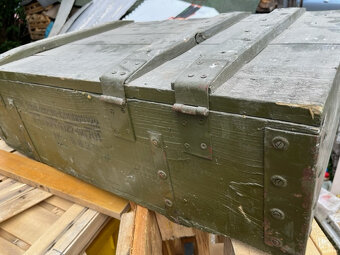 vojenska drevená bedňa - 2