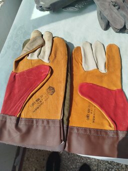 predám pracovnné rukavice - 2
