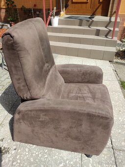 Polohovateľné kreslo - 2