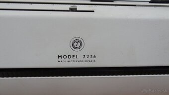 Predám  písací stroj Consul -2226 - 2