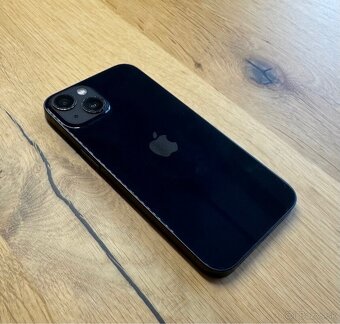 iPhone 13 256GB Midnight + kryty a sklo - 2