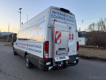 Preprava dodavkou s hydraulickym celom - 2