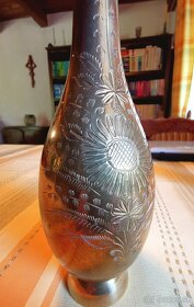 Vázičky mosadzné, gravírované 2ks - 2