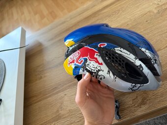 RedBull Abus prilba TOP Stav - 2