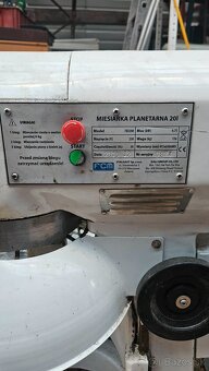 Planetárny mixér miesič cesta 20l - 2
