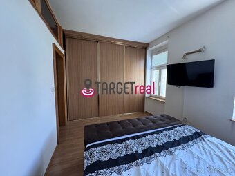 FOR RENT: Beautiful 3-room apartment in the center of Martin - 2