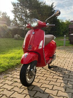 NA PREDAJ VESPA Primavera 125 - 2