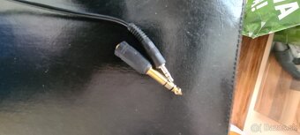 AKG - 2