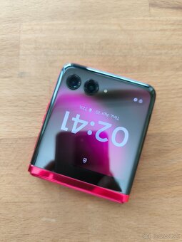 Motorola razr 40 ultra - 2