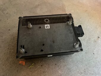 Mercedes-Benz Distronic radar A0009002203 A0009019102 - 2