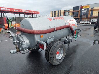 Fekal Pomot 2500 L - 2
