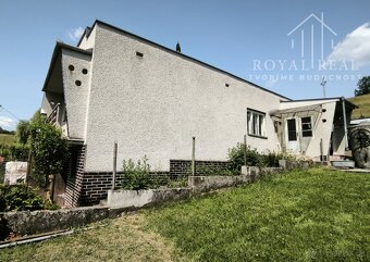 LIPOVANY -2-izbový víkendový domček na pozemku 1281 m2 - 2