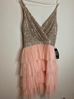 Krátke spoločenké šaty, veľ. S, s vysačkou - 2