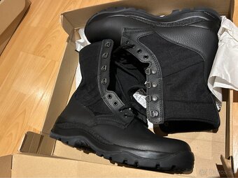 Letné vojenské kanady vo veľkosti 44,5 - 2