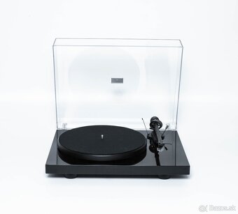 Pro-ject Debut III - 2