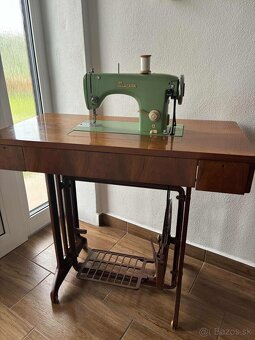 Šijací stroj Minerva - 2