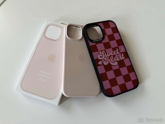 iPhone 15 Pink - 2