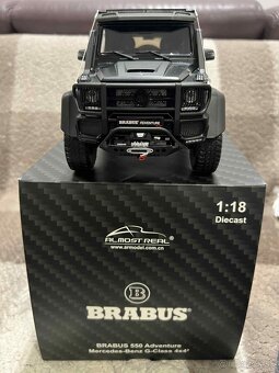 1:18 Mercedes (Almost real) - 2