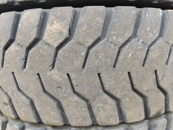 Predám pneu 315/80-22.5 - 2