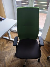 Nastaviteľné kancelárske stoličky - 2