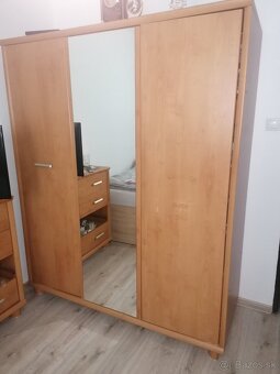 Predám skriňu a komodu - 2