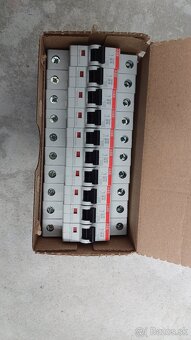 ABB B16 Prúdový chránič s ističom - 2