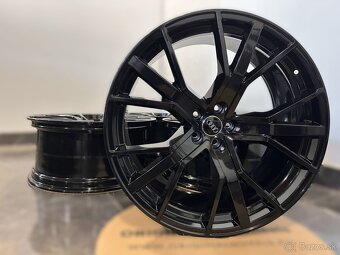 original audi q8 sq8 r22 5x112 4M8601025CP - 2