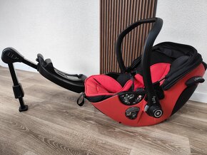 Predám Autosedačku/ Vajíčko + základňu ISOFIX - 2