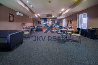 EXKLUZÍVNE - PODNIKATEĽSKÝ OBJEKT NA PREDAJ - 2