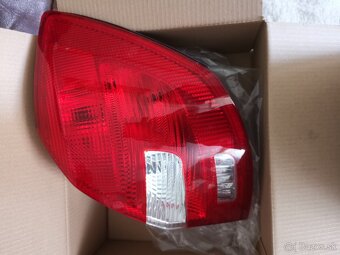 Škoda Fabia 2 zadné svetlá - 2