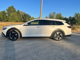Opel Insignia Country tourer 2.0CDTi 125kW - 2