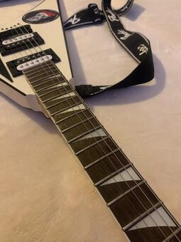 Elektrická gitara Jackson Rhoads JS302T - 2