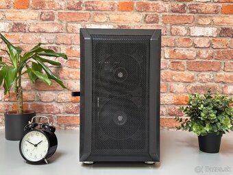 Ryzen 7 7800X3D\32GB\RX 7900GRE\SSD\850W Zdroj - 2