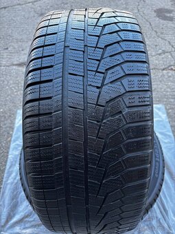 Zimné pneumatiky 225/45 R17 Hankook Winter Icept EVO2 - 2