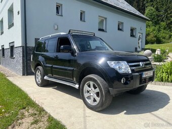 Mitsubishi Pajero 4 - 2
