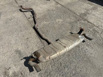 VW Touareg 3.0Tdi výfuk - 2