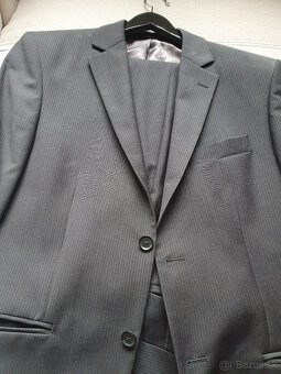 Predám moderný pánsky oblek zn.S Oliver. Regular FIT veľ.48 - 2
