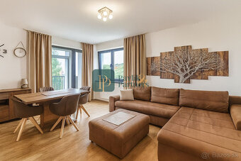 Prenájom veľký 2 izbový byt, terasa, garážové státie, Zobor - 2