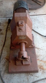 Elektromor z prevodovkov - 2