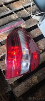 Zadné svetlo - 2